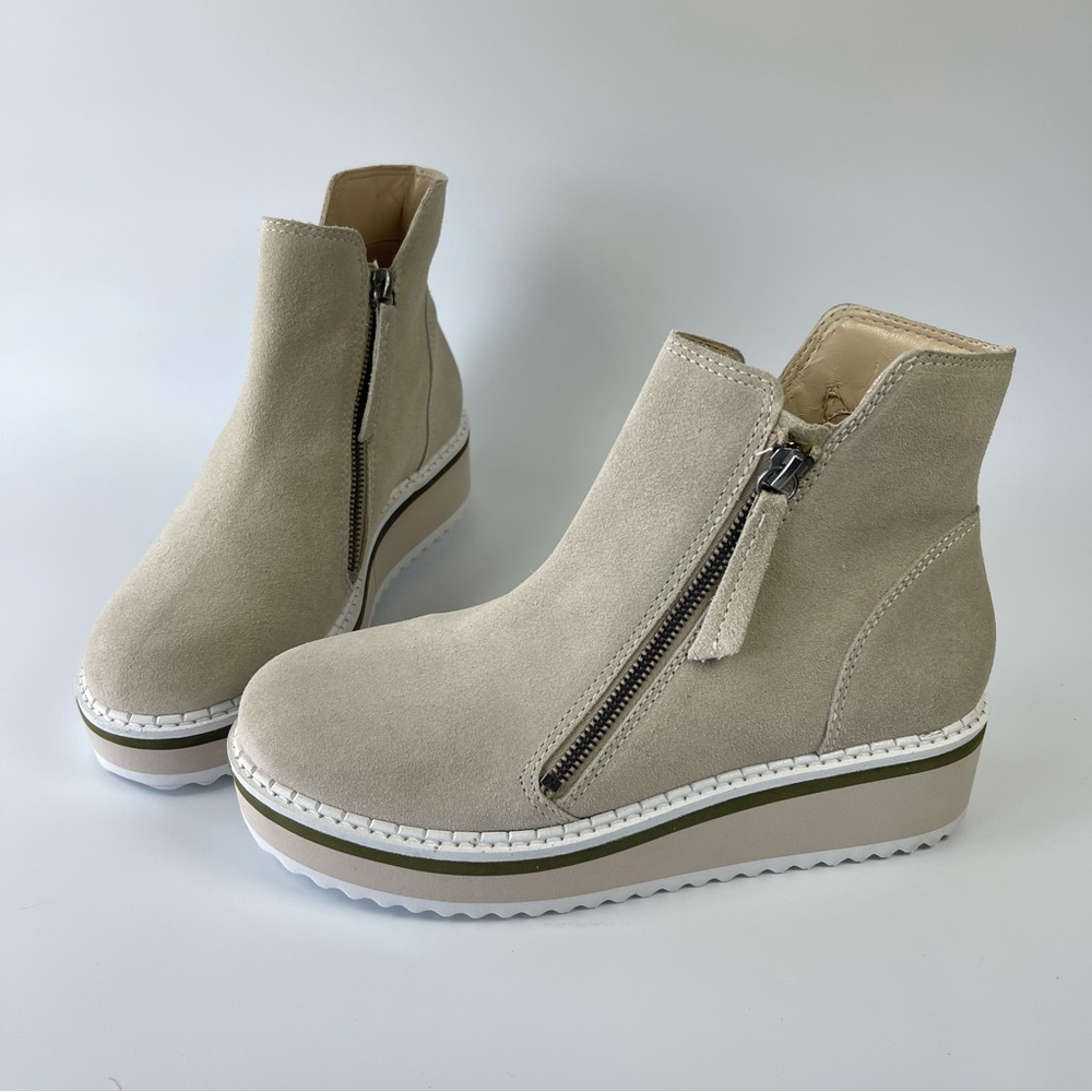 Matisse Jet Beige Zippered‎ Platform Round Toe Comfy Suede Leather Ankle Booties